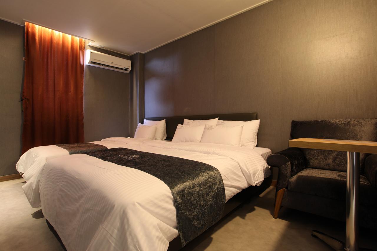 Lineplus Hotel Gimpo Экстерьер фото